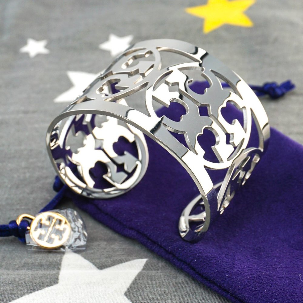 Tory Burch Reva Cut Out Logo Cuff Bracelet in Silver (Brand New with Dust Bag)
